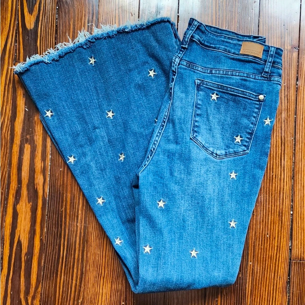 Judy Blue Star Bell Bottom High Rise Flare Jeans